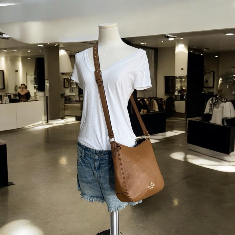 Authentic Coach Ellie Tan Leather Shoulder Bag - Picture 13 of 14